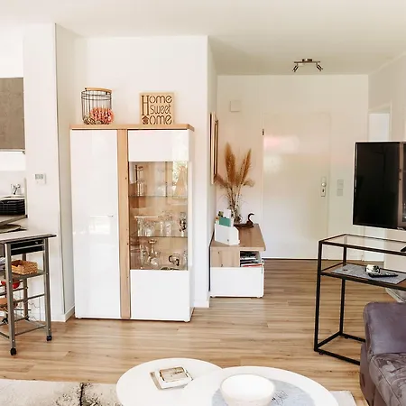 Apartment Am - *